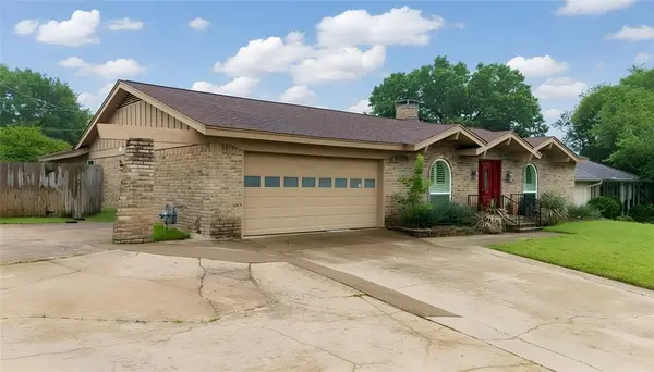 6316 Tosca Drive, Haltom City, TX 76180