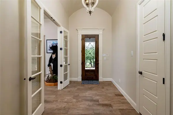 223 Flat Rock Lane, Weatherford, TX 76088