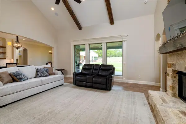 223 Flat Rock Lane, Weatherford, TX 76088