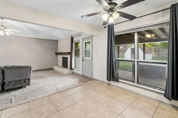 7016 Briardale Drive, North Richland Hills, TX 76182