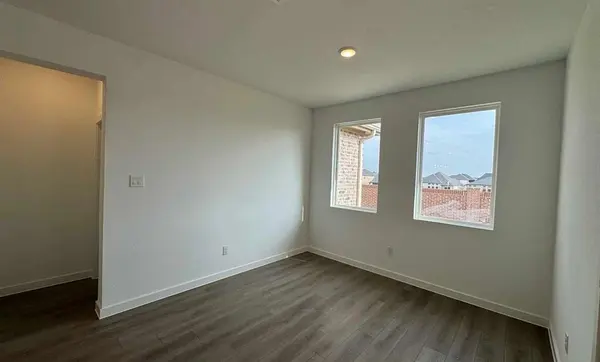 708 Tyronza Drive, Justin, TX 76247