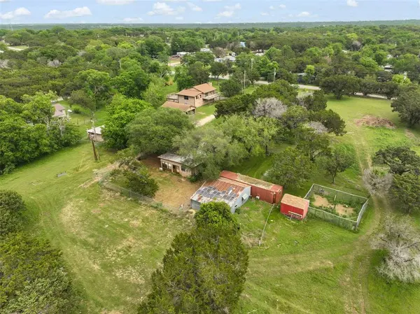 000 Linda Lee Crossing, Whitney, TX 76692