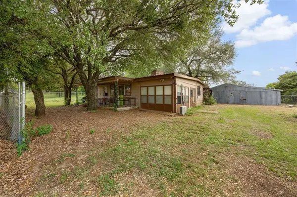 237 Linda Lee Crossing, Whitney, TX 76692