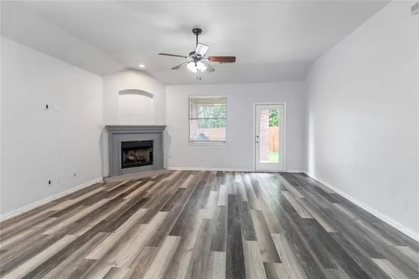 4952 Paddock Drive, Fort Worth, TX 76244