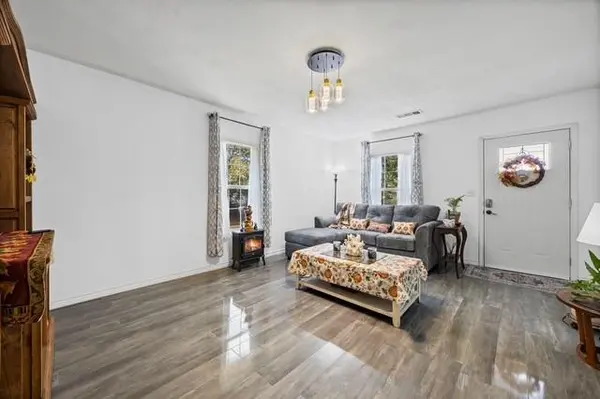 406 S LLano Street, Whitney, TX 76692