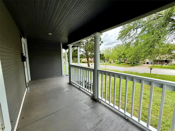 1326 W Sears Street, Denison, TX 75020