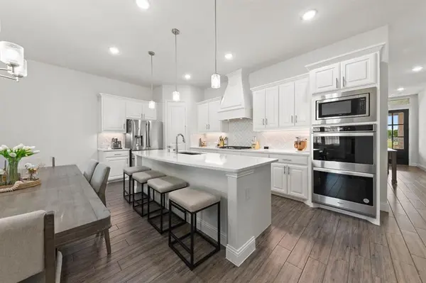 8808 Royal Star Road, Rowlett, TX 75089