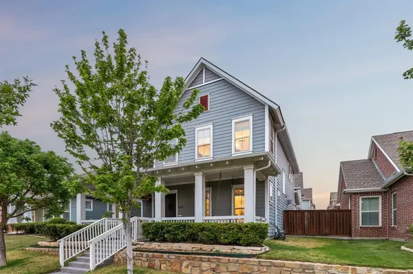 1017 Gardenia Street, Carrollton, TX 75007