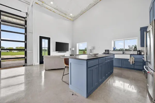 9082 Wolfe Run, Ponder, TX 76259