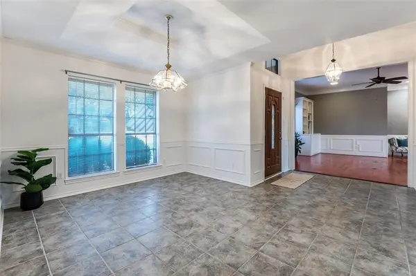 2418 Vista Glen Lane, Carrollton, TX 75007