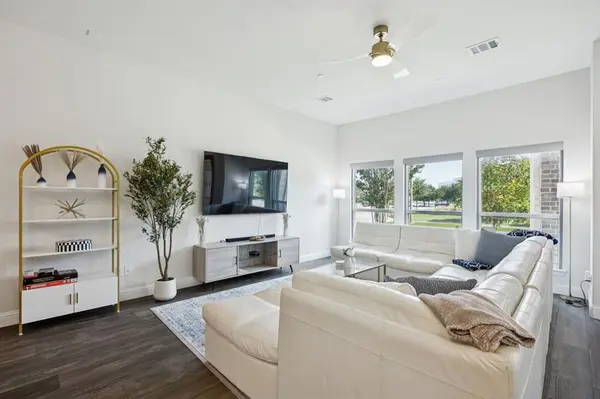 1885 Wittington Place, Farmers Branch, TX 75234