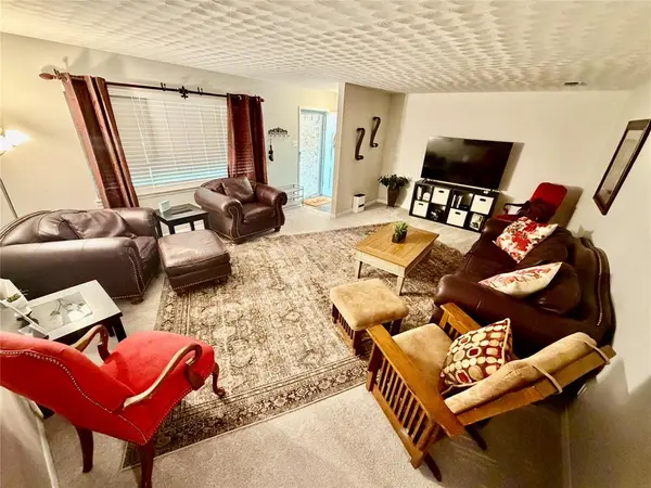 1005 Balboa Street, Denison, TX 75020