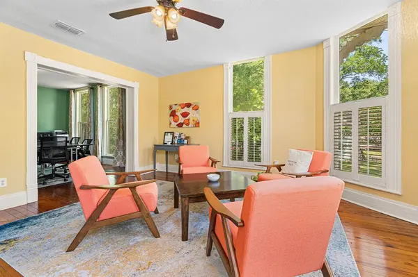 1009 N Pacific, Mineola, TX 75773