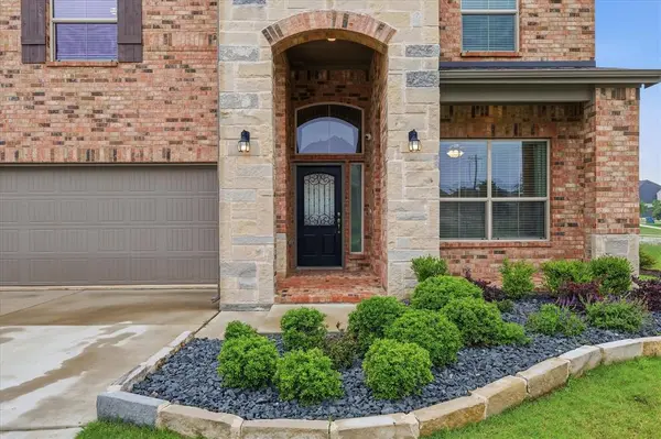 1617 Longspur Drive, Northlake, TX 76226