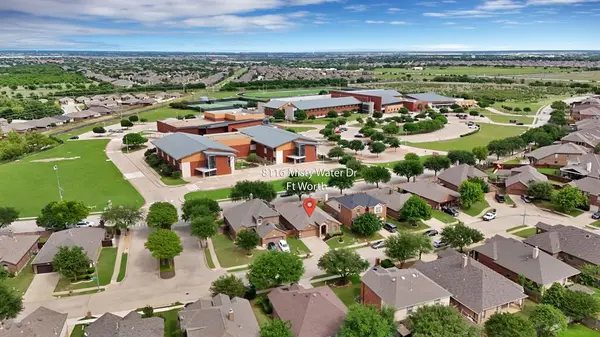8116 Misty Water Drive, Fort Worth, TX 76131