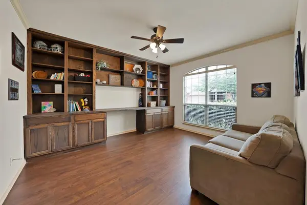 8116 Misty Water Drive, Fort Worth, TX 76131