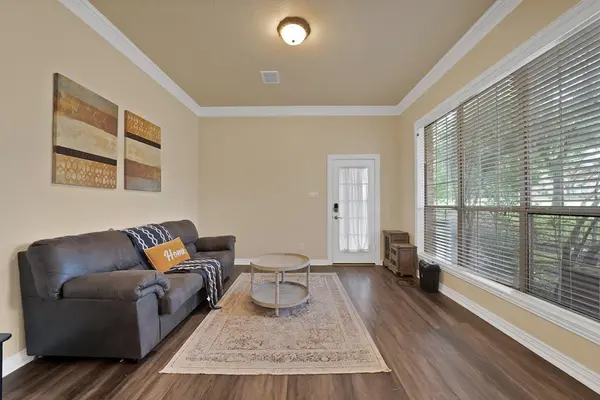 1912 Timber Ridge Court, Cedar Hill, TX 75104