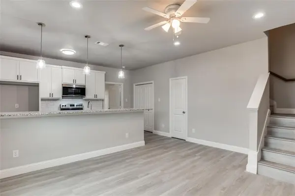 1609 Daniel Street, Fort Worth, TX 76104