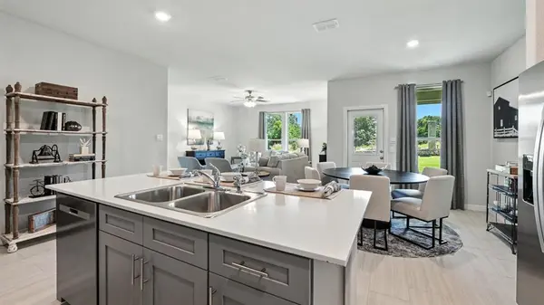 1221 TREEHOUSE Lane, Decatur, TX 76234