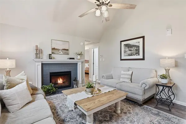 2726 Hill Lane, Cleburne, TX 76031