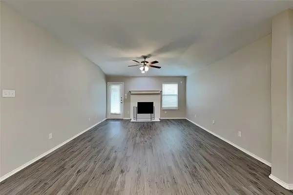 10441 Evening View Drive, Fort Worth, TX 76131