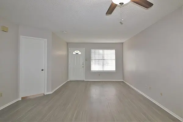 1705 Fitzgerald Court, Arlington, TX 76012