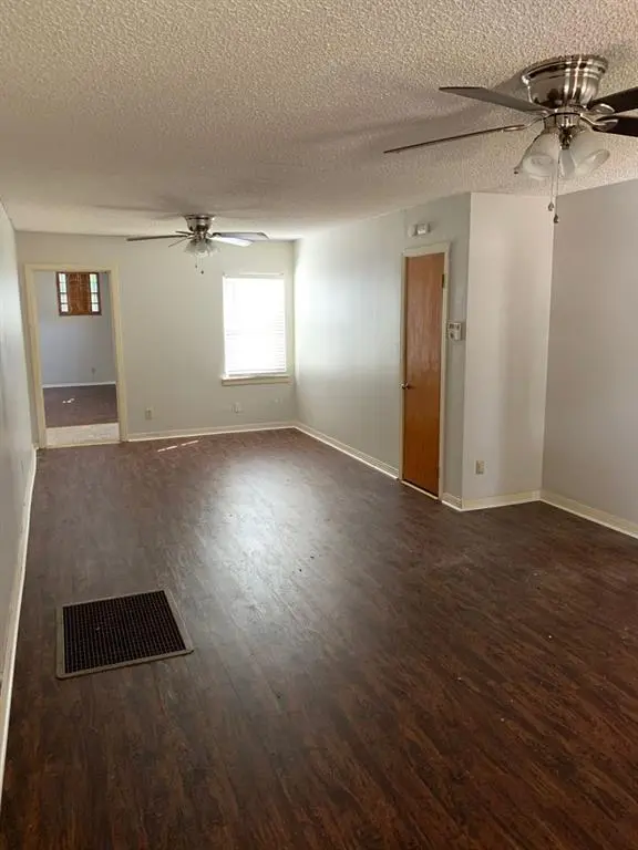 1504 McCaulley Street, Sweetwater, TX 79556