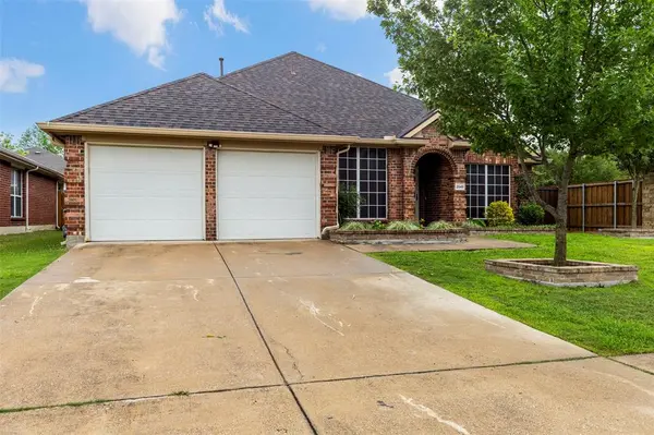 2848 Goldfinch Drive, Mesquite, TX 75181