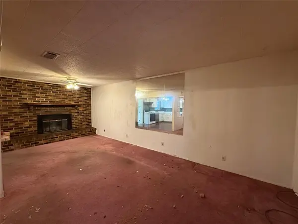 2334 Larry Drive, Dallas, TX 75228