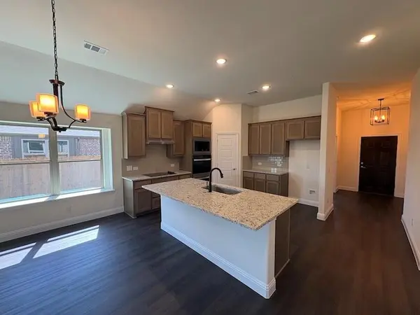 589 Mb's Way, Pilot Point, TX 76258