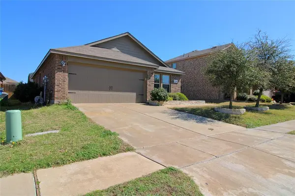 2428 Rosharon Drive, Forney, TX 75126