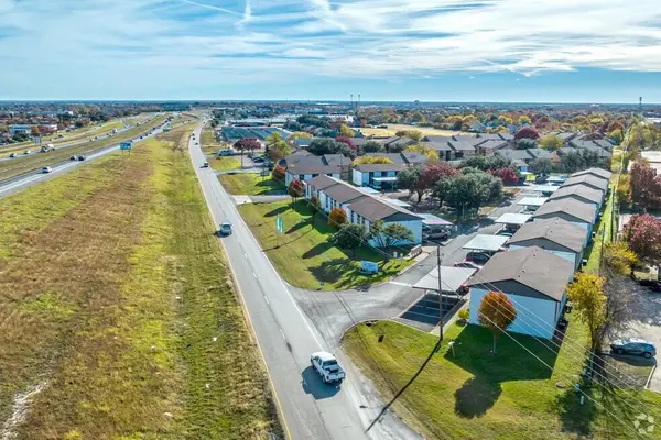 1301 W Highway 287 ByPass #151, Waxahachie, TX 75165