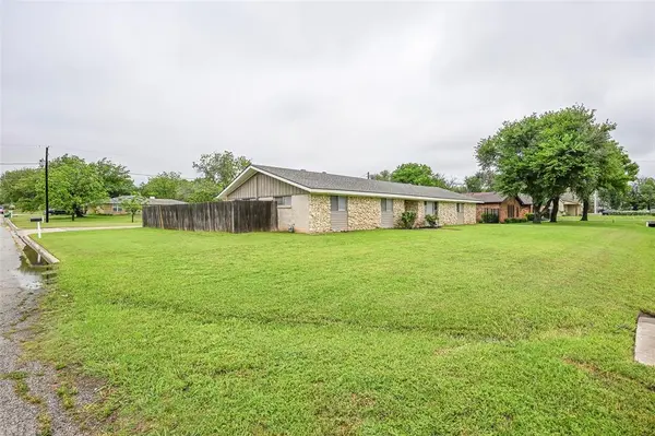 108 S Beverly Street, Crowley, TX 76036