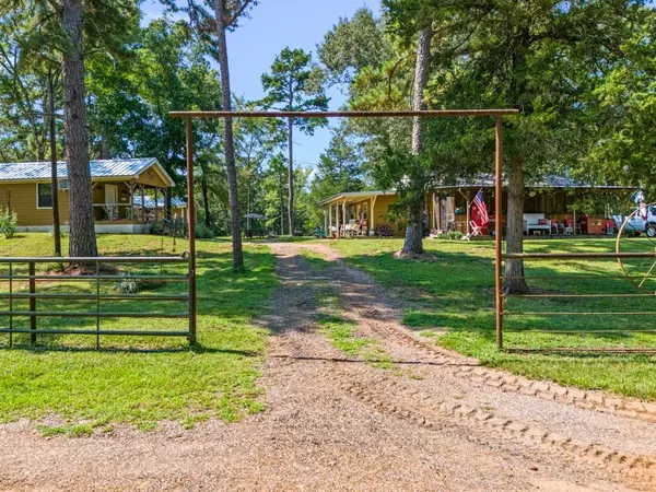 130 & 154 PR 3331, Big Sandy, TX 75755