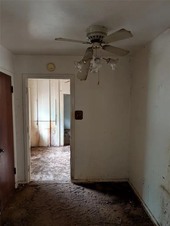 5008 Rector Avenue, Fort Worth, TX 76133