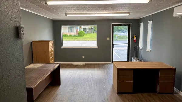 1200 S Mirick Avenue #101, Denison, TX 75020