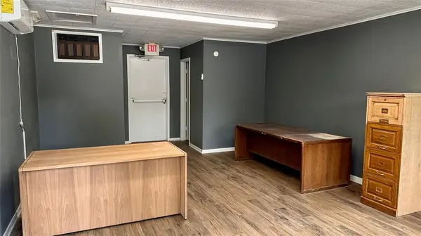 1200 S Mirick Avenue #101, Denison, TX 75020