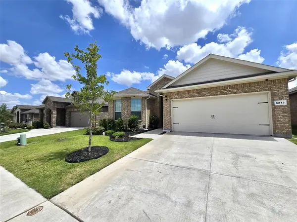 6213 Blacksmith Avenue, Fort Worth, TX 76179