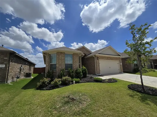 6213 Blacksmith Avenue, Fort Worth, TX 76179