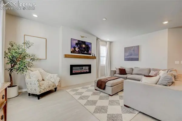 10499 Rolling Peaks DR, Peyton, CO 80831