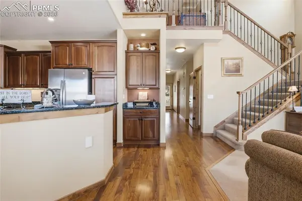 1404 Lewis Ridge VW, Colorado Springs, CO 80907