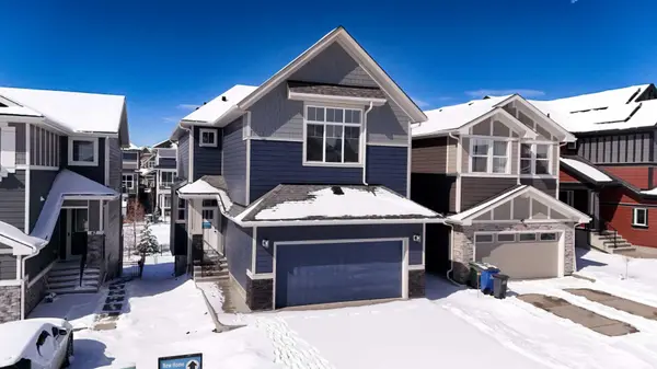 47 Sundown CRES, Cochrane, AB T4C 0H4