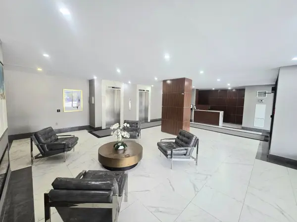 50 Inverlochy BLVD #1004, Markham, ON L3T 4T6