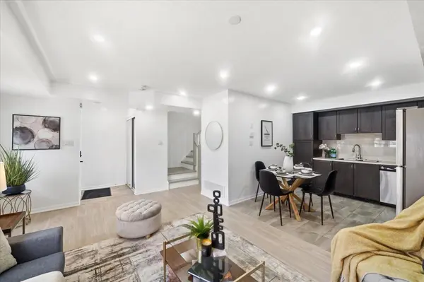 250 Sunny Meadow BLVD #197, Brampton, ON L6R 3Y6