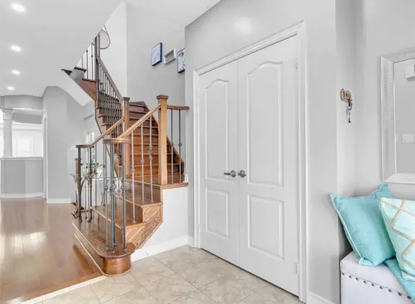 107 Fandango DR ##Upper, Brampton, ON L6X 0P8