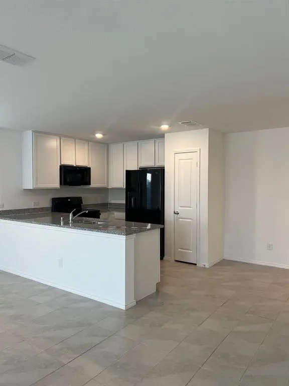 427 Ashbrook Way, Princeton, TX 75407