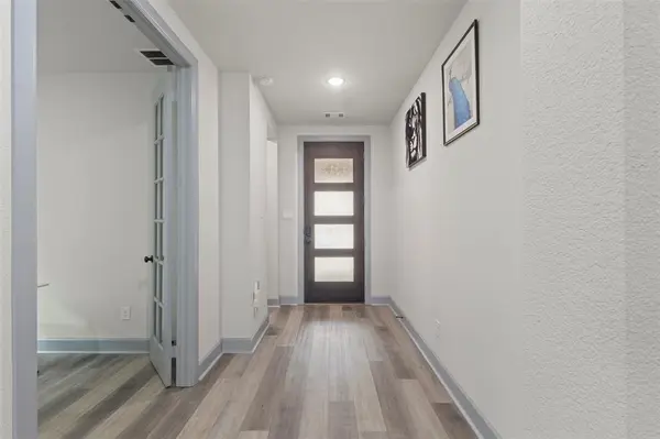 1913 Braided Mane Avenue, Aubrey, TX 76227