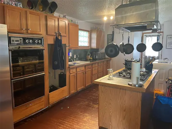 308 Woodhaven Boulevard, Duncanville, TX 75116