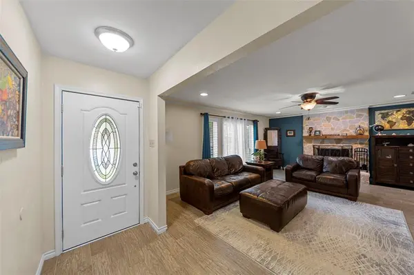 245 Creekside Lane, Coppell, TX 75019