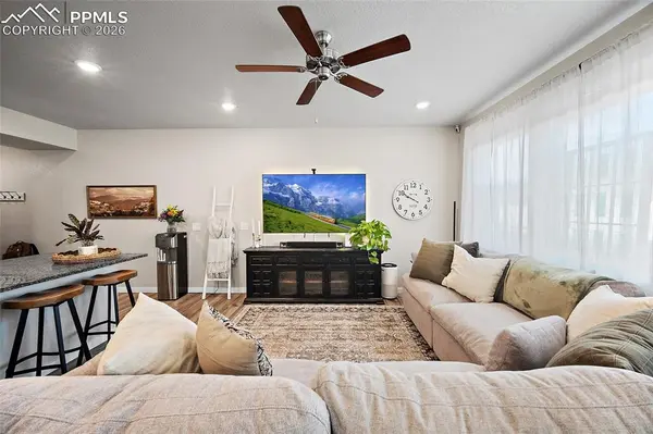 8122 Grey Bark WAY, Colorado Springs, CO 80908